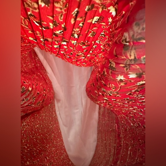 Red Floral Ruffle Dress - Picture 4 of 8